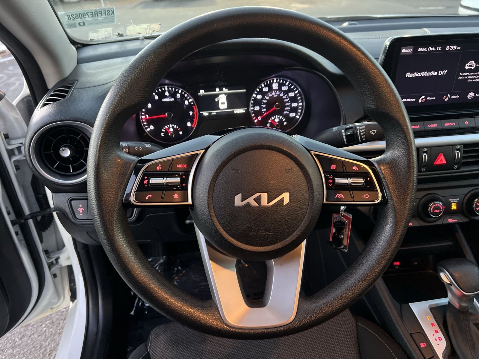 Used 2024 Kia Forte LXS FWD image 17