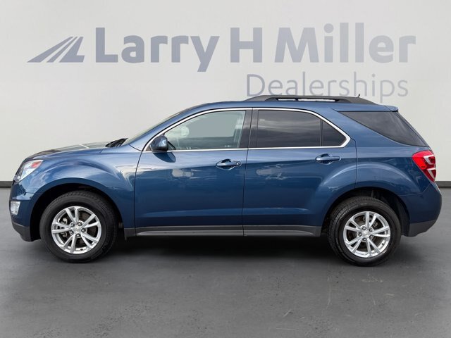 Used 2017 Chevrolet Equinox LT w/ Convenience Package AWD/4WD image 2