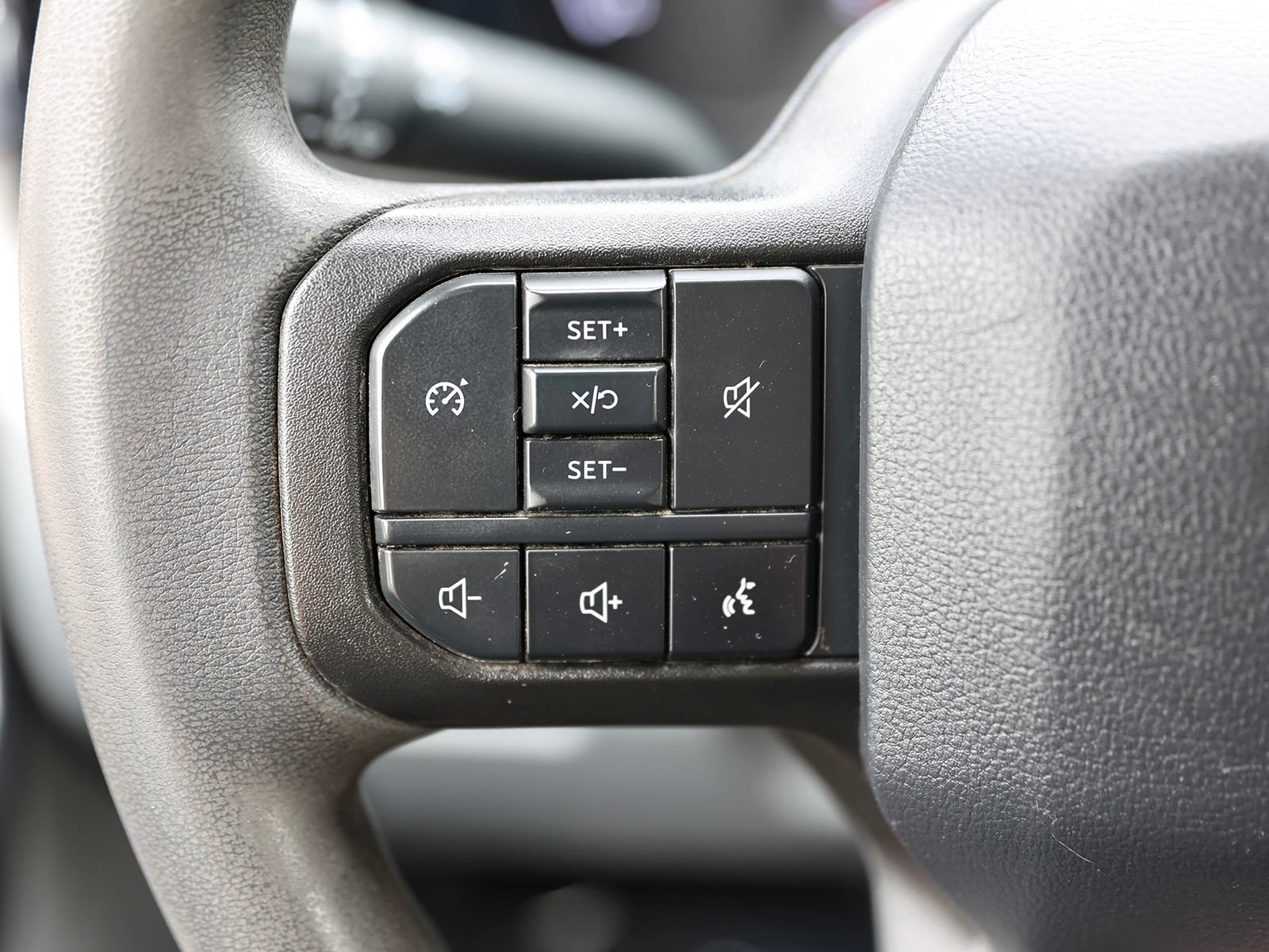 Certified 2024 Ford F250 XLT AWD/4WD image 40