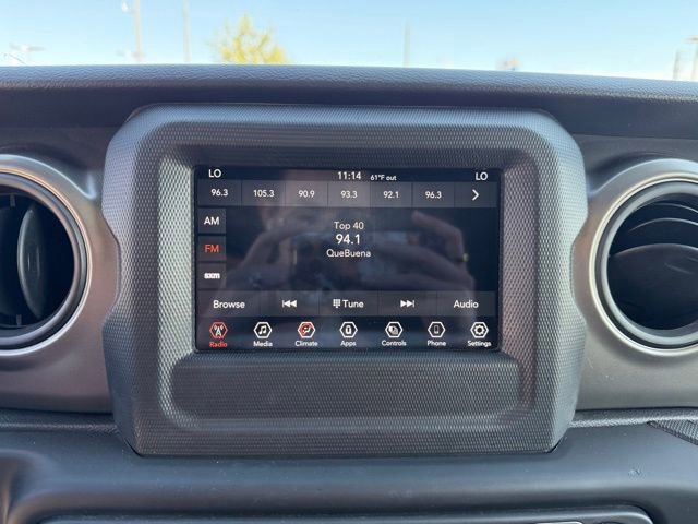 Used 2023 Jeep Wrangler Sport S image 15