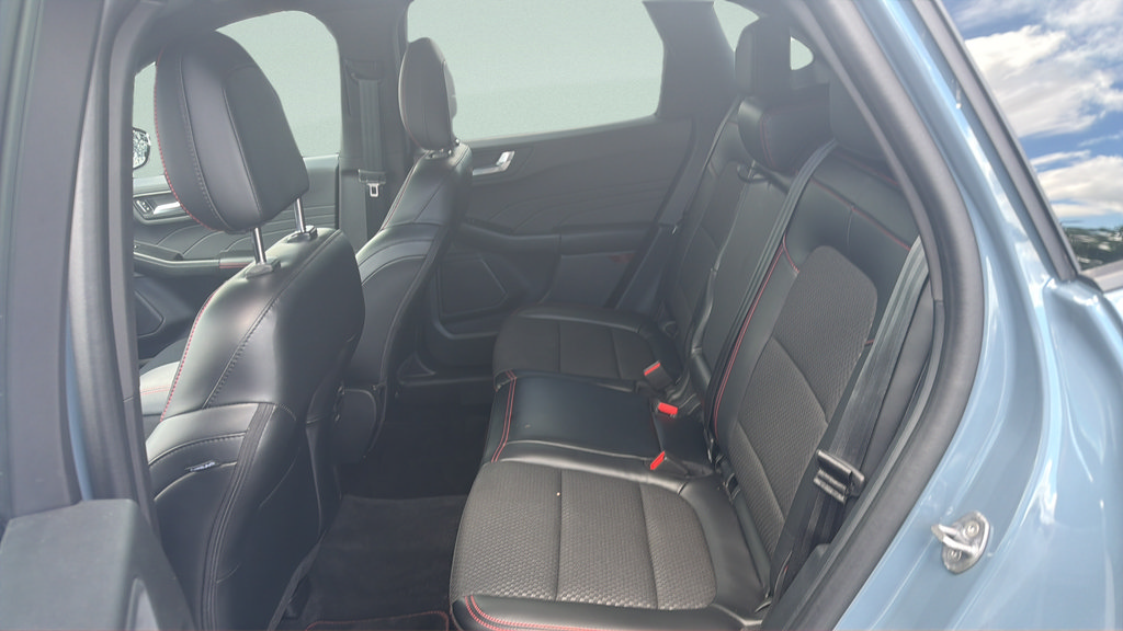 Certified 2023 Ford Escape ST-Line w/ Tech Pack #1 FWD image 39