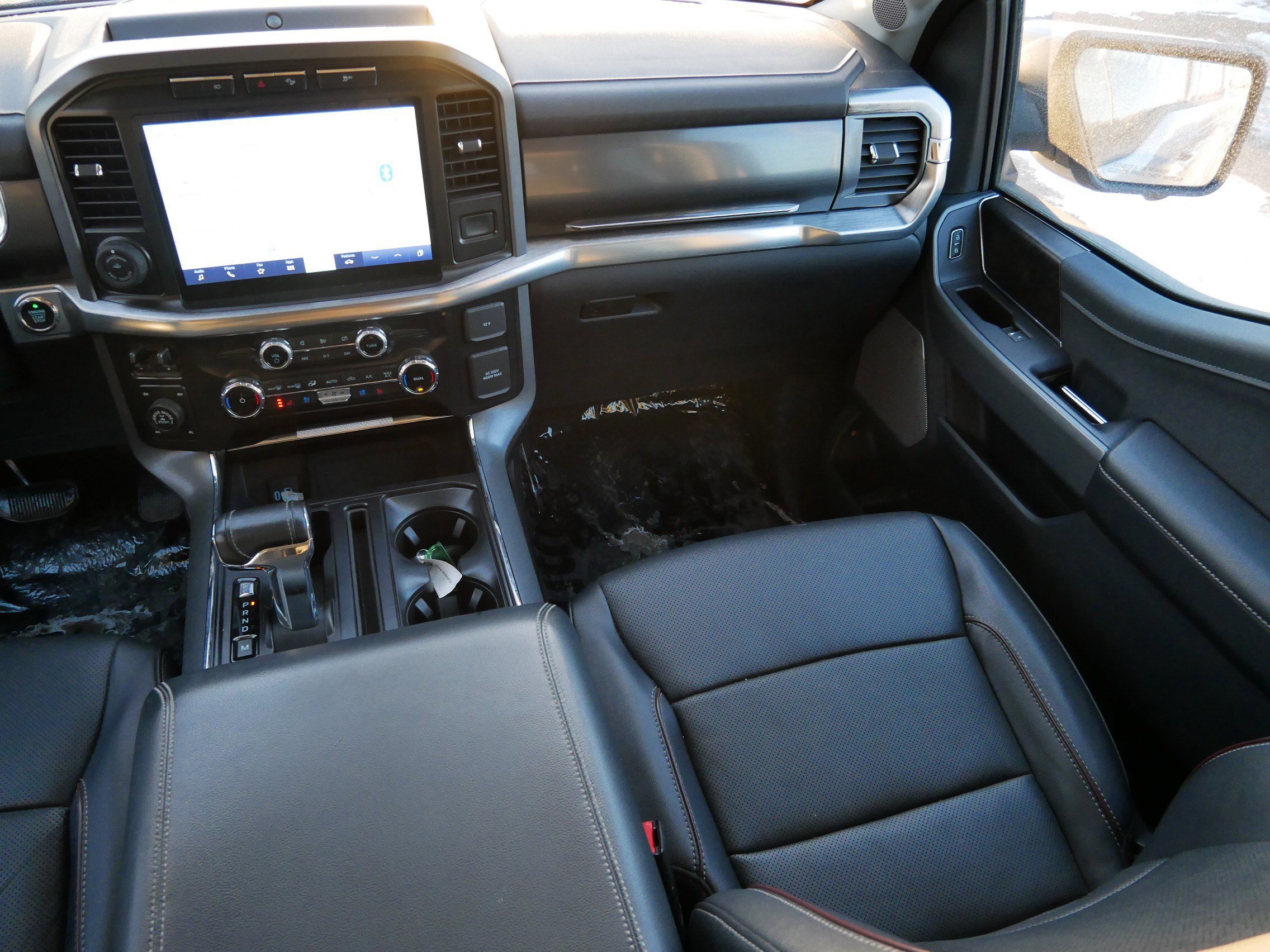 Certified 2022 Ford F150 Lariat w/ Equipment Group 501A Mid image 11