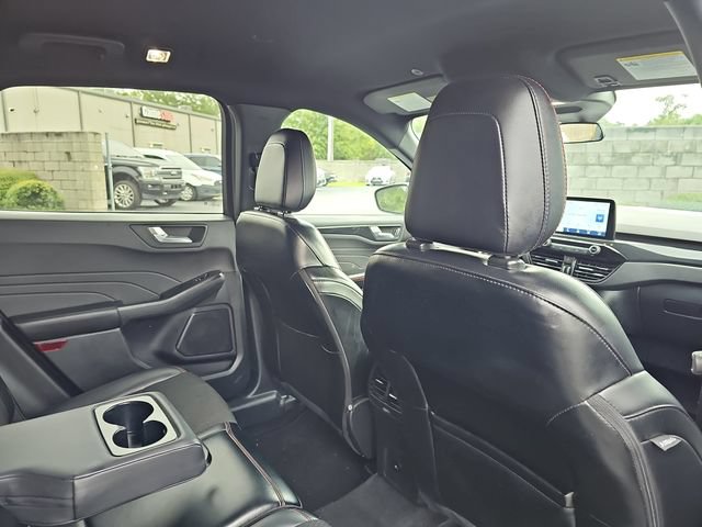 Certified 2025 Ford Escape ST-Line Select AWD/4WD image 13
