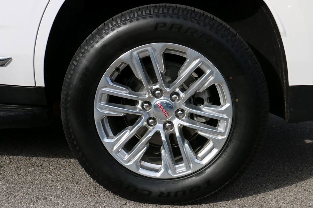 Used 2024 GMC Yukon SLT image 10