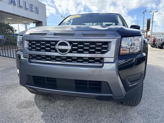 Used 2025 Nissan Frontier SV RWD image 16