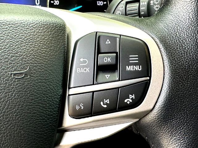 Certified 2022 Ford Explorer XLT w/ Equipment Group 202A RWD image 13