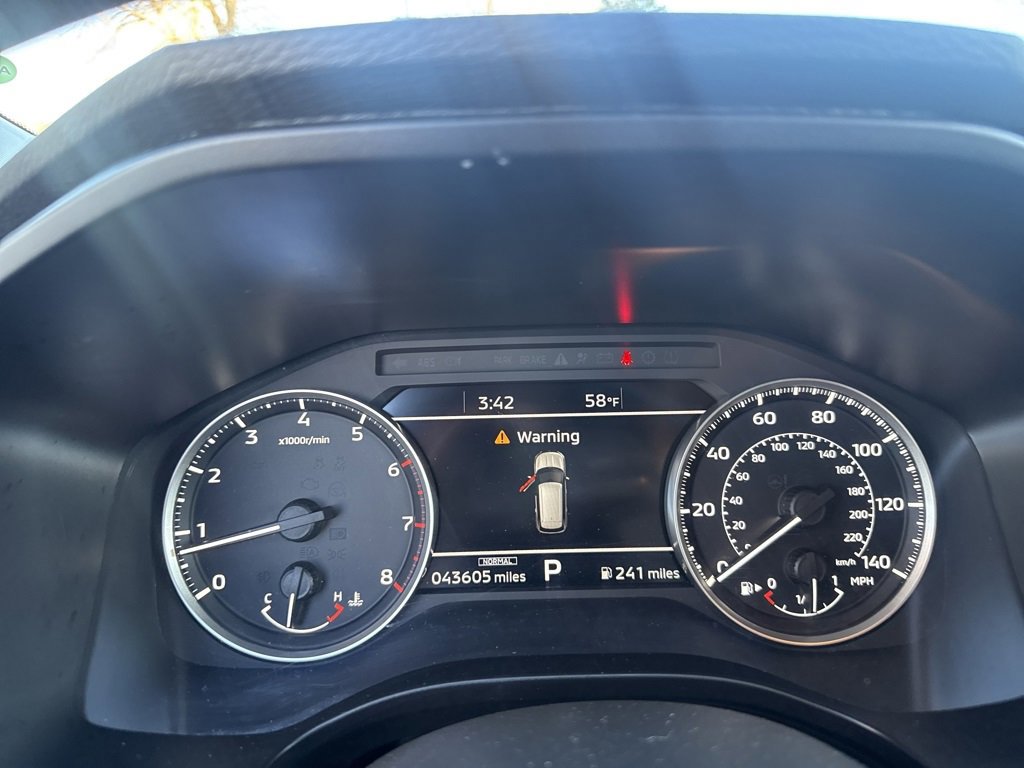 Used 2024 Mitsubishi Outlander SE image 15