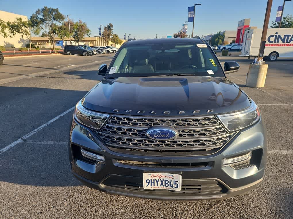 Certified 2023 Ford Explorer XLT w/ Equipment Group 202A RWD image 2