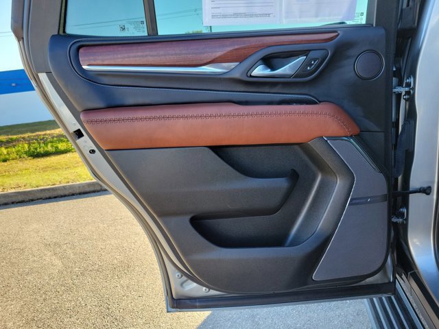 Used 2023 GMC Yukon Denali Ultimate image 17