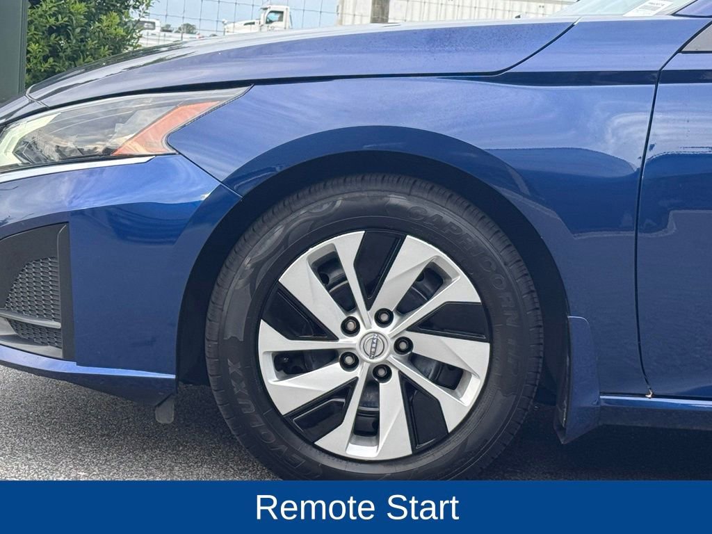 Used 2023 Nissan Altima 2.5 S FWD image 8