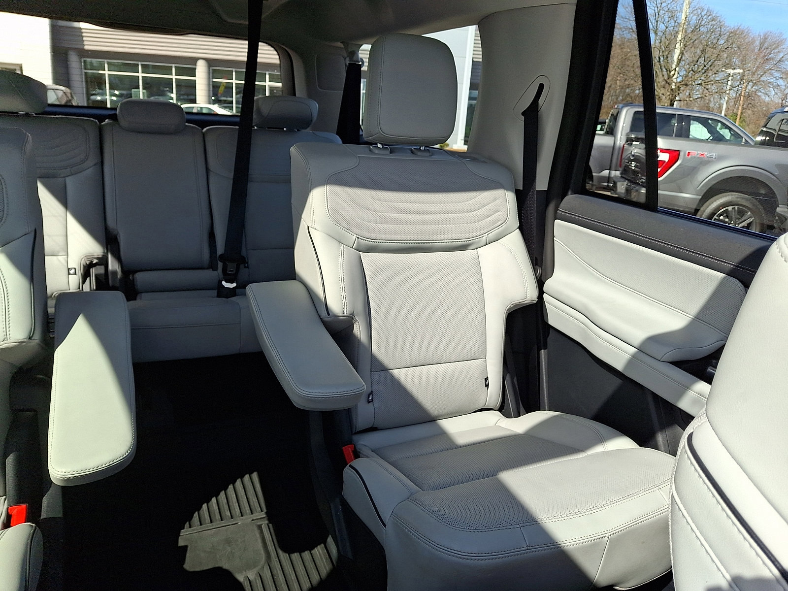 Certified 2025 Ford Expedition Max Platinum w/ Platinum Ultimate Package image 20