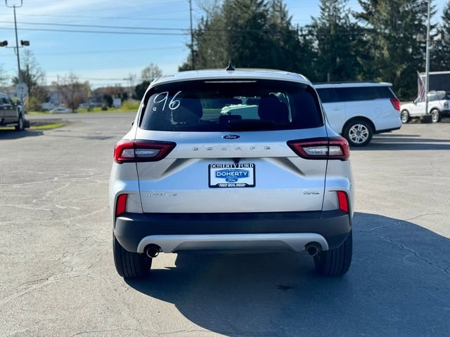 Certified 2024 Ford Escape Active AWD/4WD image 9