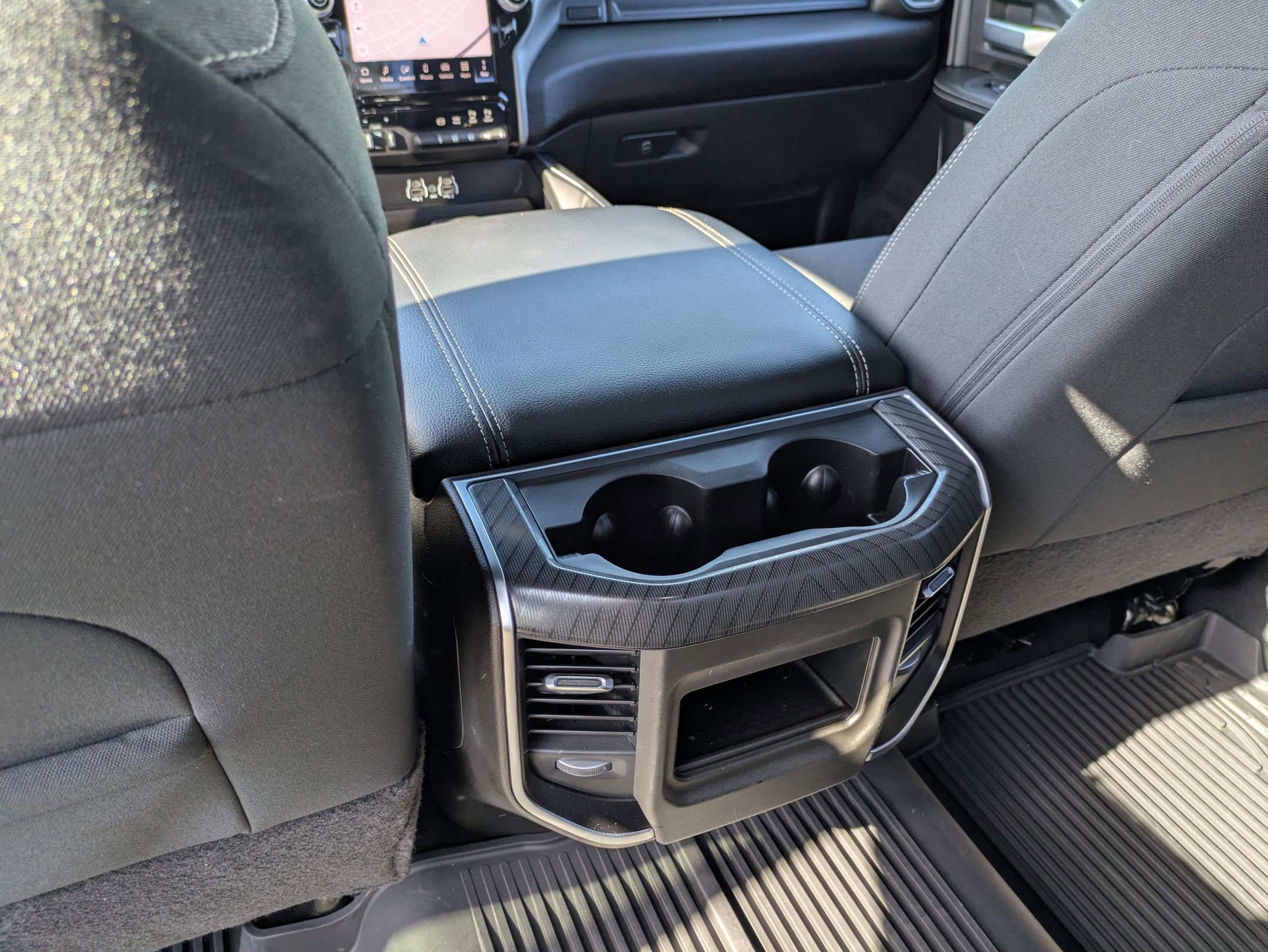 Used 2025 RAM 2500 Big Horn AWD/4WD image 30