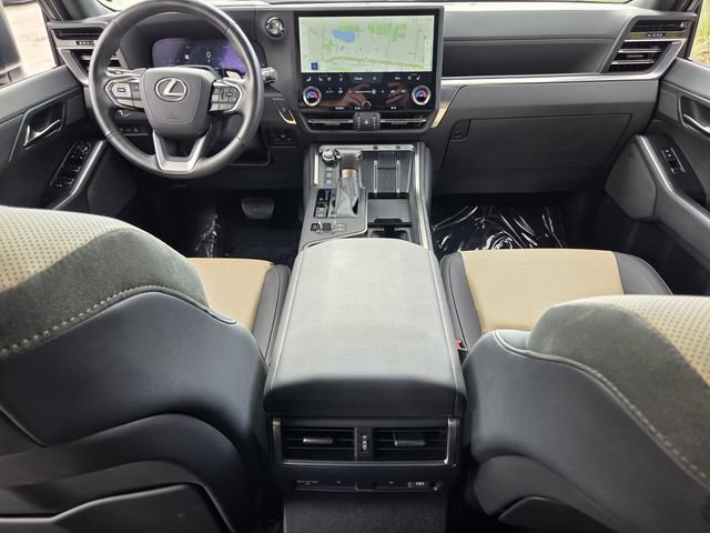 Used 2024 Lexus GX 550 AWD/4WD image 15