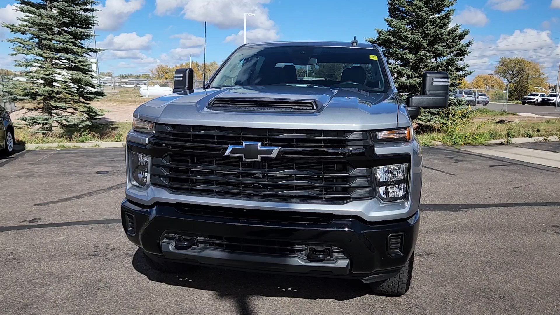 Used 2025 Chevrolet Silverado 2500 Custom w/ Custom Convenience Package AWD/4WD image 5