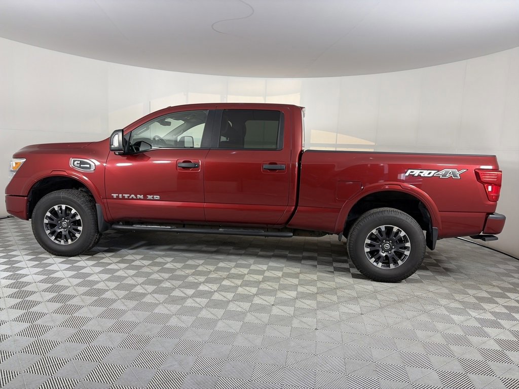 Used 2017 Nissan Titan PRO-4X image 2