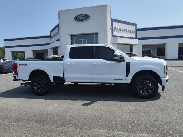 Certified 2023 Ford F350 4x4 Crew Cab Super Duty image 3