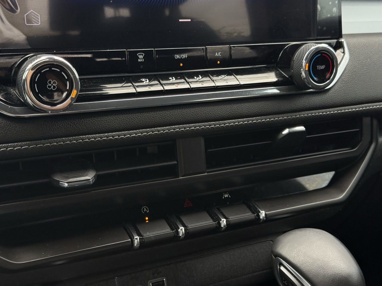 Used 2023 Chevrolet Colorado LT image 20