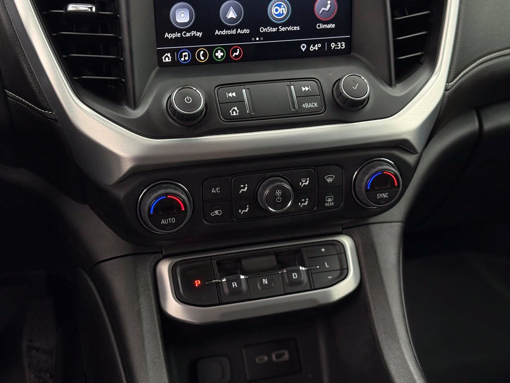Used 2022 GMC Acadia SLE w/ Driver Convenience Package FWD image 23