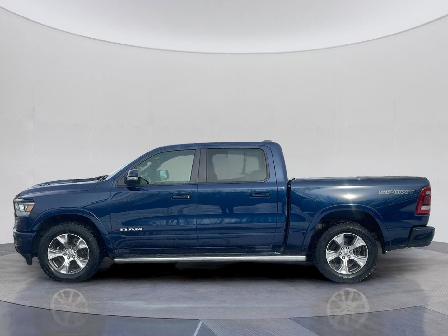 Used 2022 RAM 1500 Laramie image 2
