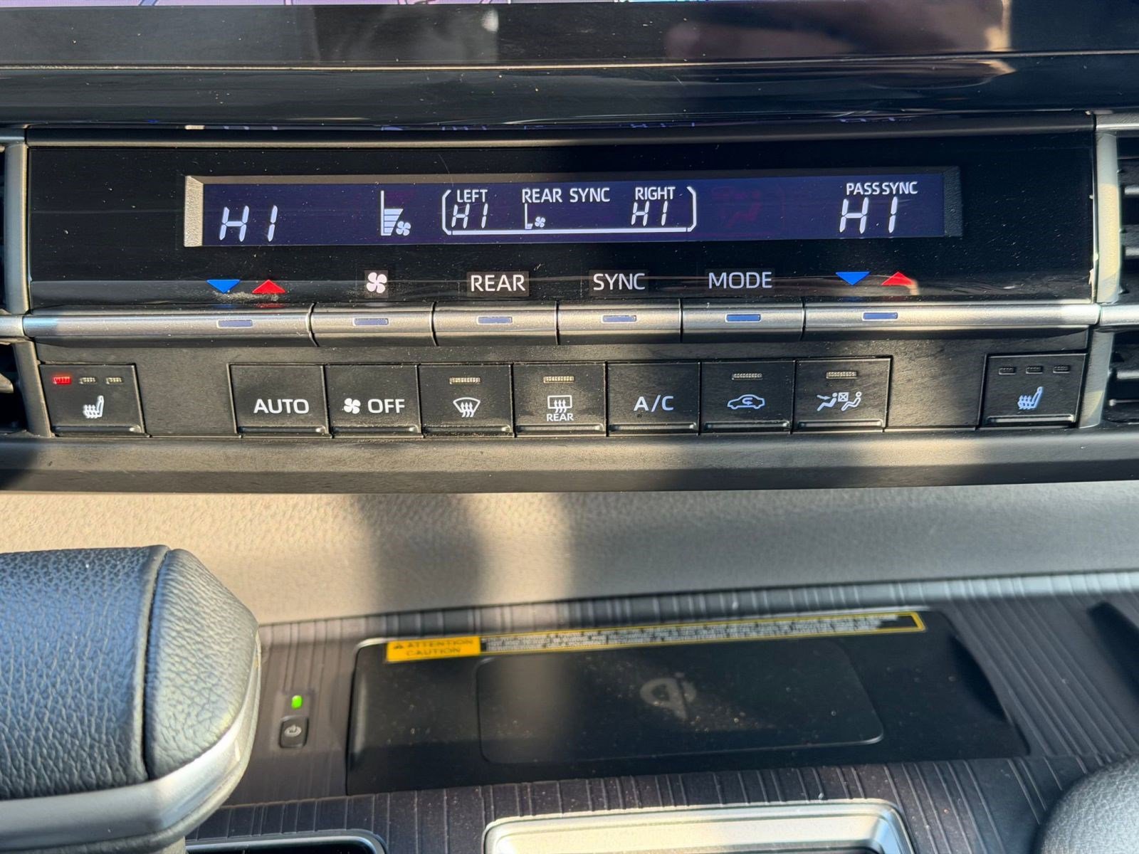 Used 2021 Toyota Sienna XSE w/ XSE Plus Package image 26