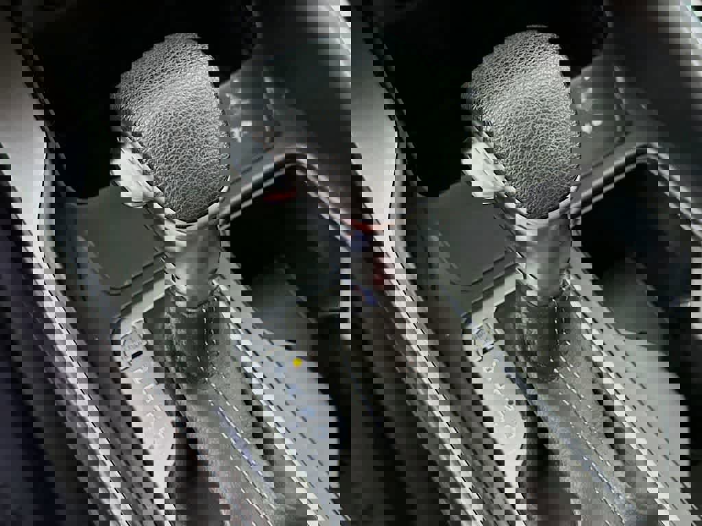 Used 2023 Kia Sorento LX image 22