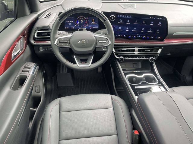 Used 2025 Chevrolet Traverse Z71 w/ Enhanced Driving Package AWD/4WD image 13