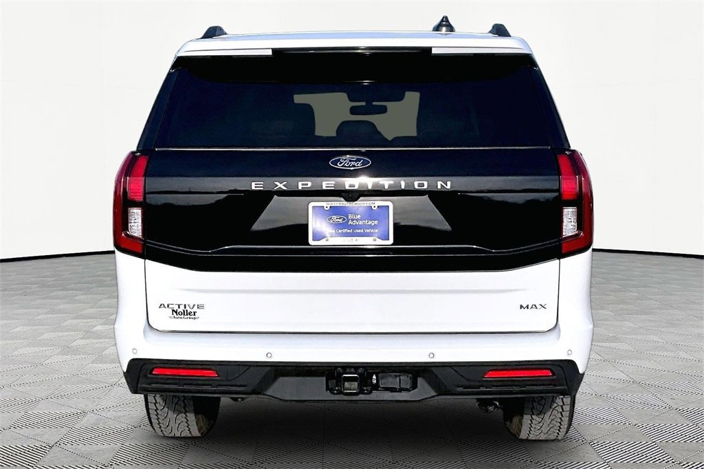 Certified 2025 Ford Expedition Max Active image 3