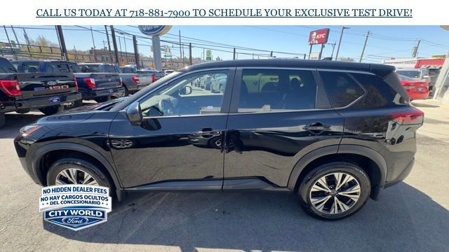 Used 2023 Nissan Rogue SV AWD/4WD image 2