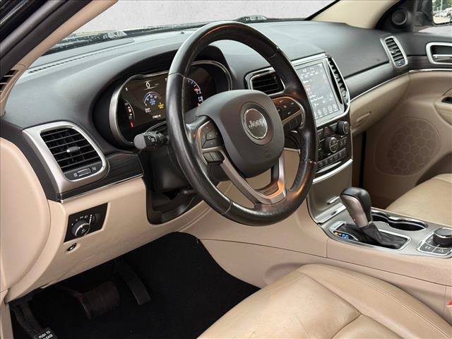 Used 2021 Jeep Grand Cherokee Limited AWD/4WD image 9