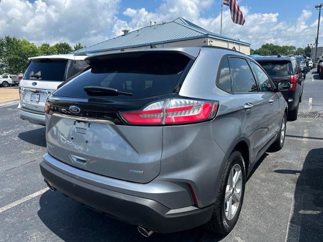 Certified 2020 Ford Edge SE FWD image 3