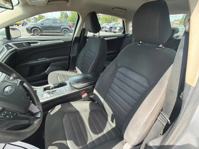 Certified 2020 Ford Fusion SE FWD image 14