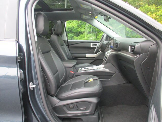 Certified 2023 Ford Explorer XLT w/ Equipment Group 202A AWD/4WD image 38