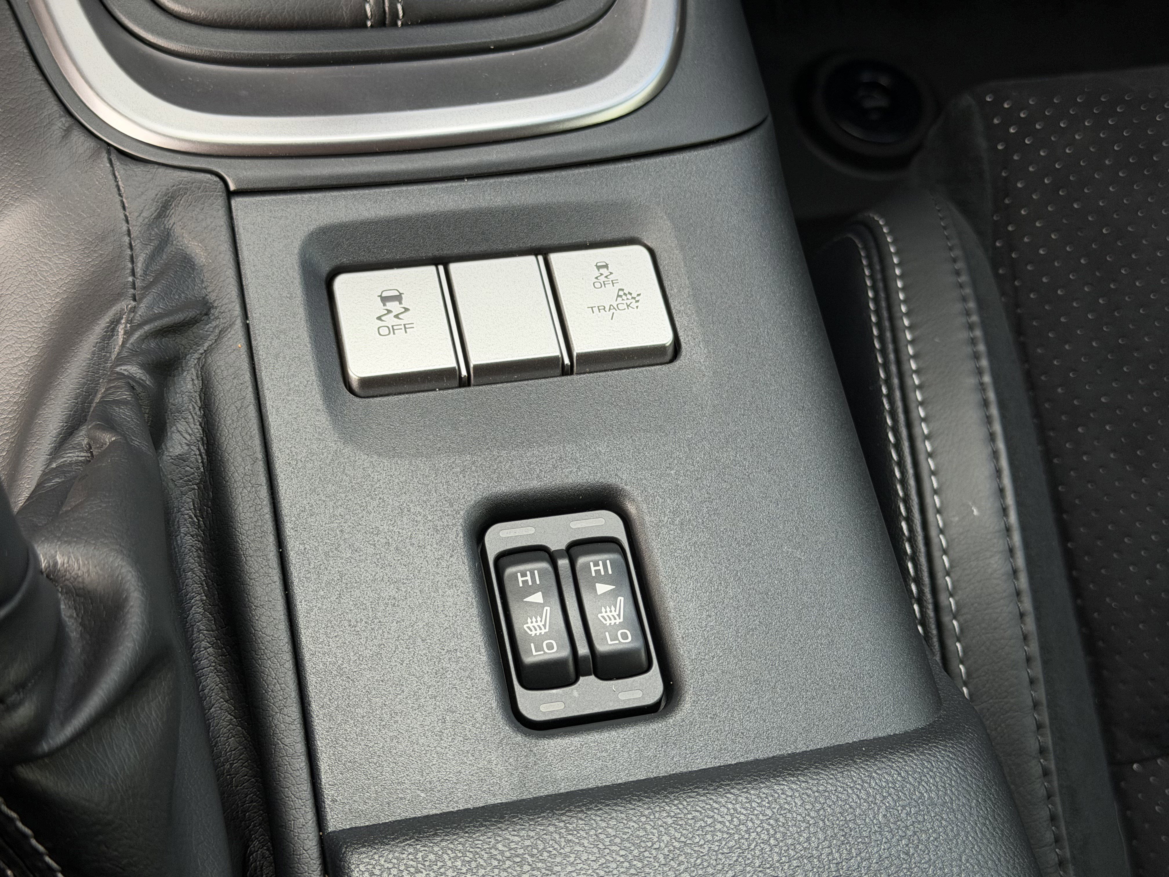 Used 2025 Toyota GR86 Premium w/ ALL Weather Mat Package (TMS) image 17