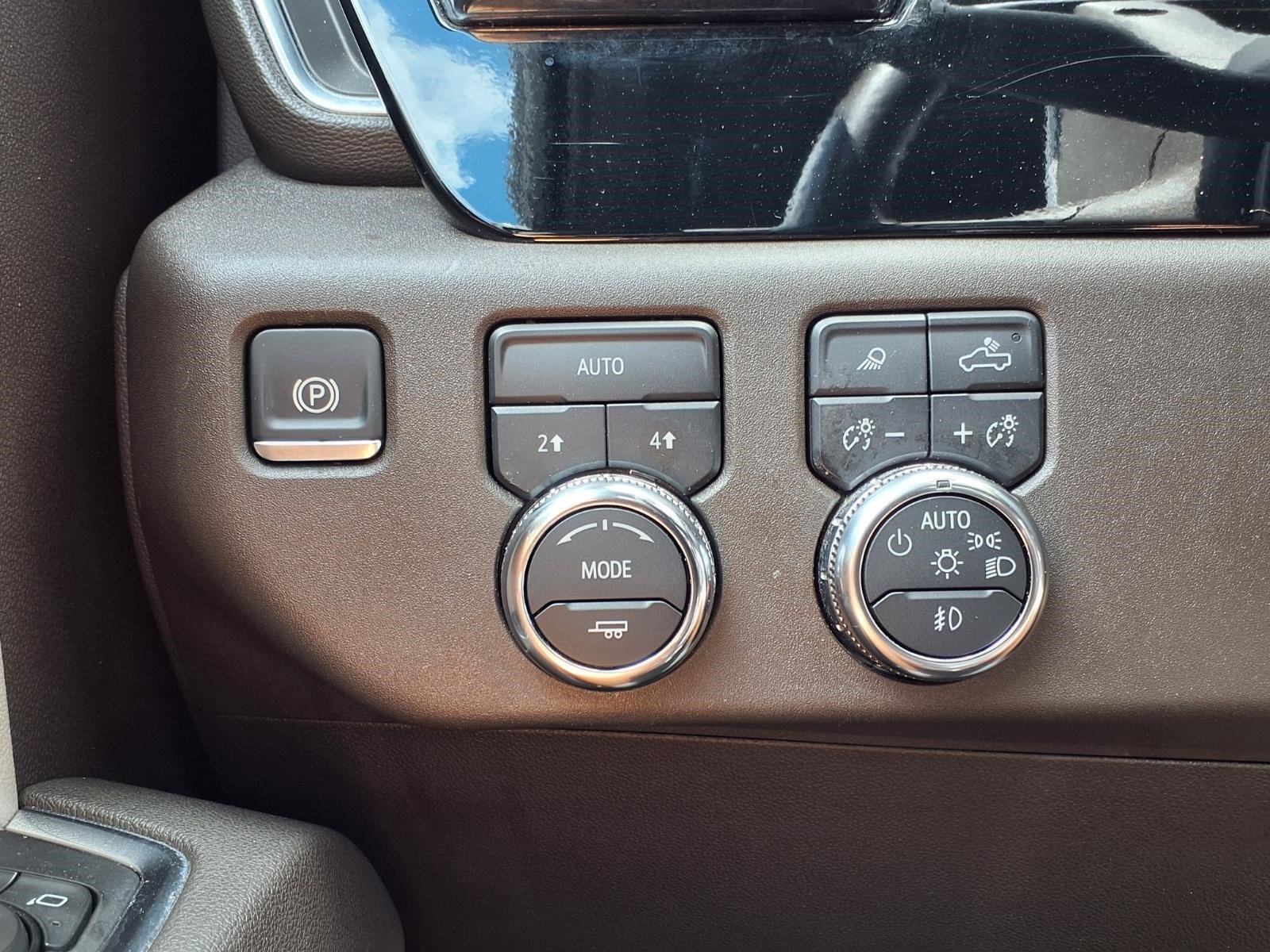 Used 2025 GMC Sierra 1500 SLT AWD/4WD image 21