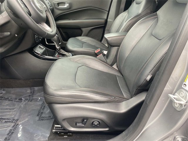 Used 2018 Jeep Compass Limited w/ Navigation Group image 19