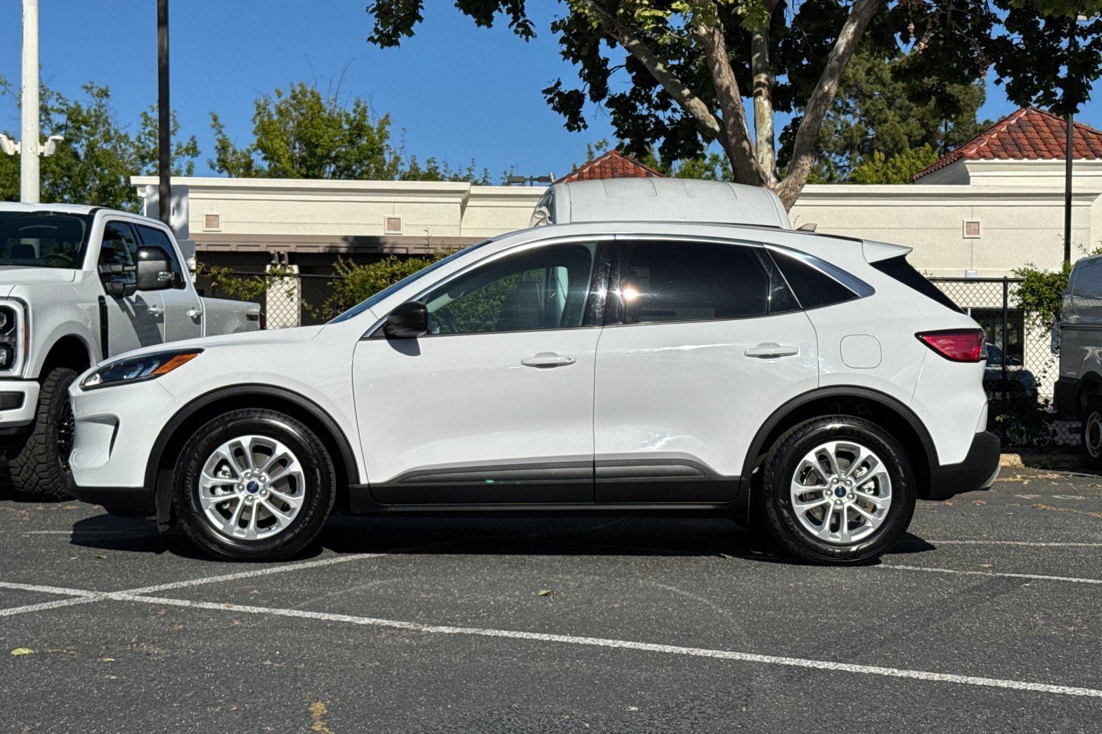 Certified 2022 Ford Escape SE FWD image 8
