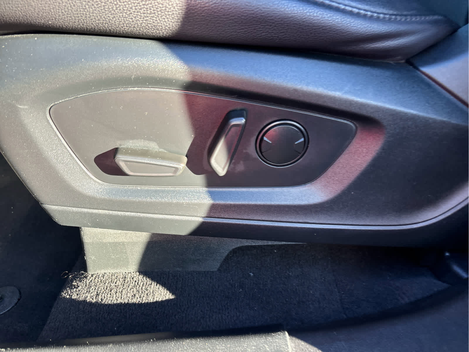 Certified 2023 Ford Explorer ST-Line w/ Class IV Trailer Tow Package image 14