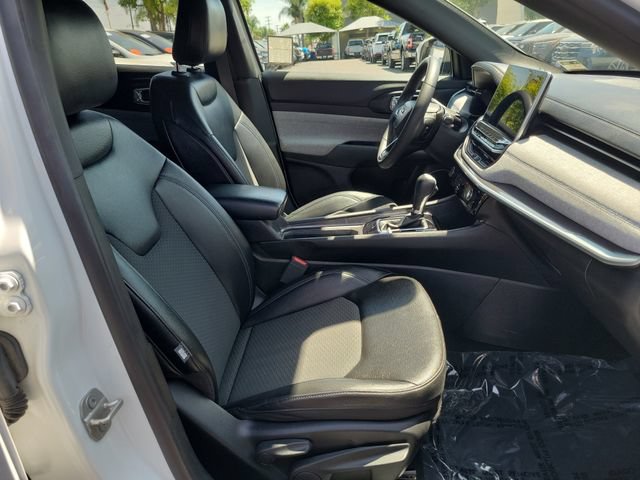 Used 2024 Jeep Compass Latitude AWD/4WD image 15