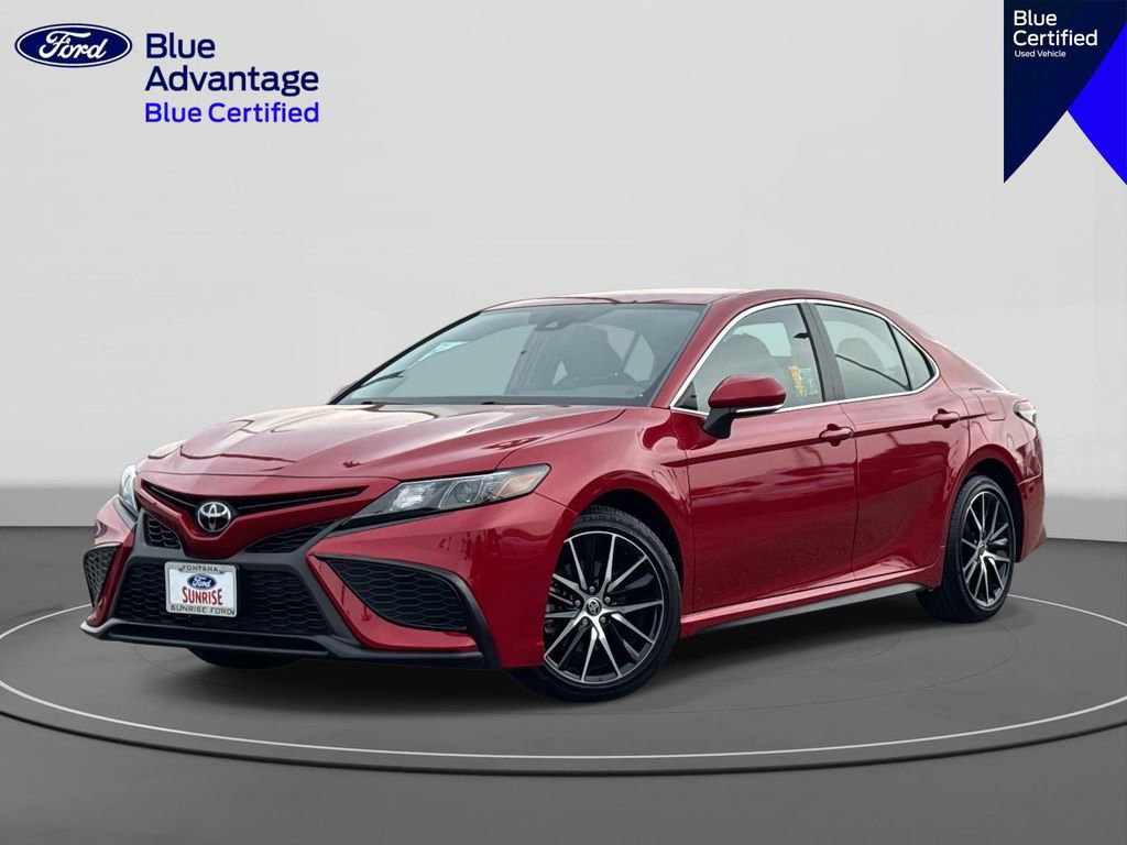 Used 2023 Toyota Camry SE image 1