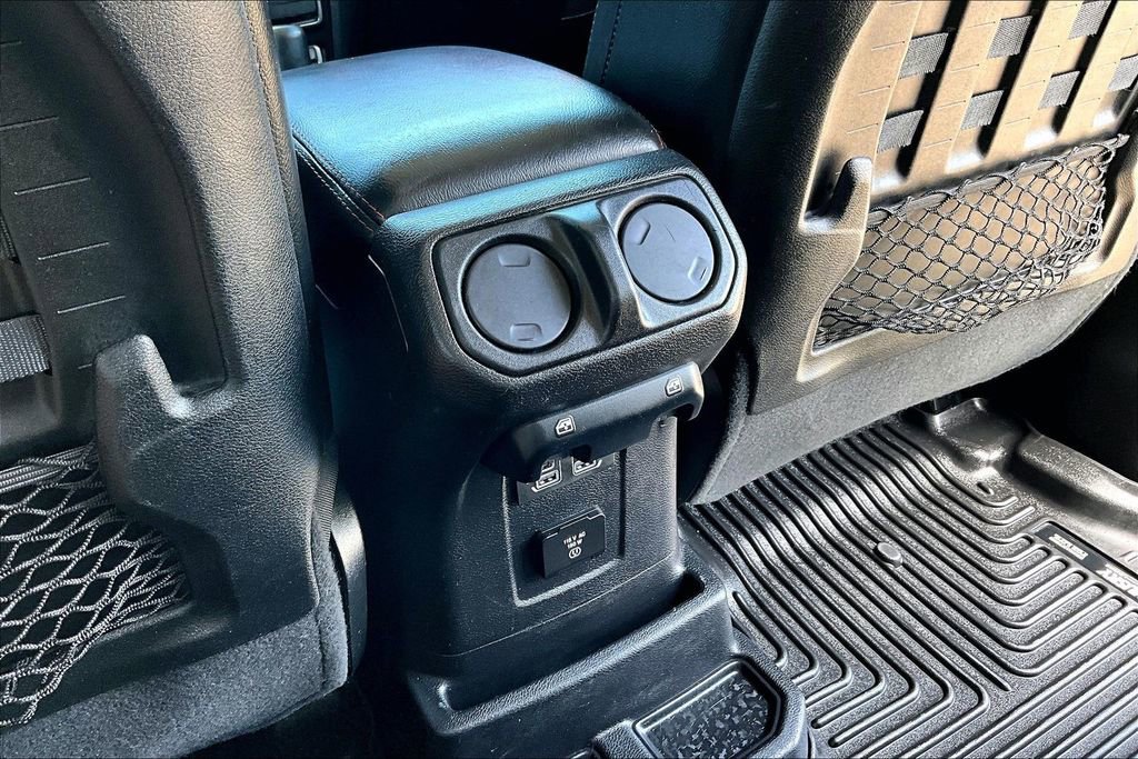 Used 2021 Jeep Wrangler Unlimited Rubicon AWD/4WD image 33