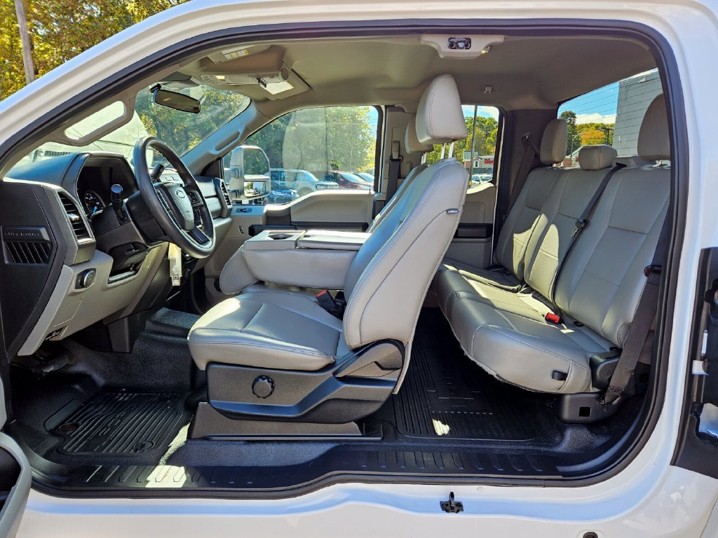 Certified 2020 Ford F250 XL w/ STX Appearance Package AWD/4WD image 17
