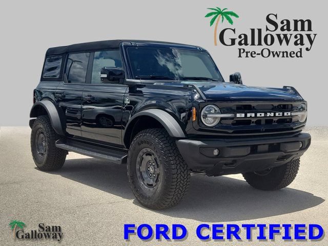 Certified 2025 Ford Bronco Outer Banks w/ Sasquatch Package AWD/4WD image 1