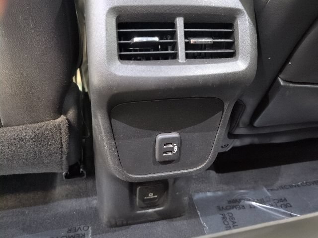 Certified 2021 GMC Terrain SLT w/ Infotainment Package II AWD/4WD image 35