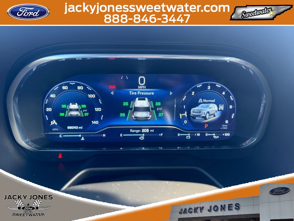 Used 2022 Chevrolet Suburban High Country w/ Max Trailering Package AWD/4WD image 17