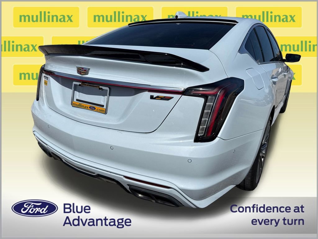 Used 2022 Cadillac CT5 Premium Luxury image 3
