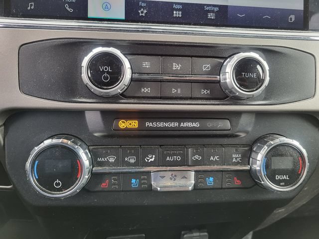 Certified 2022 Ford F350 Lariat RWD image 20