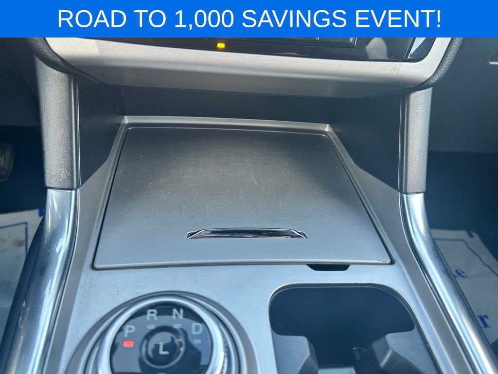 Certified 2022 Ford Explorer XLT w/ Equipment Group 202A image 33