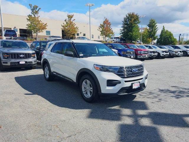 Certified 2023 Ford Explorer XLT AWD/4WD image 2