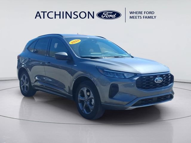 Certified 2024 Ford Escape ST-Line w/ Tech Pack #1 AWD/4WD image 3